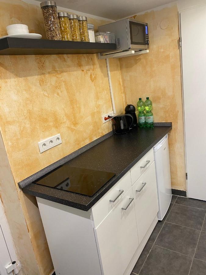 Wohnen Direkt An Der Rheinpromenade Mit Whirlpool Und Sauna Gotterswickerhamm Bagian luar foto